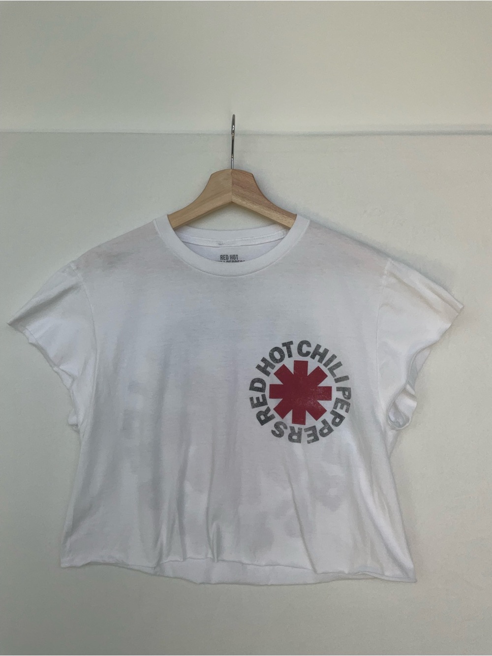 Red Hot Chili Peppers White Graphic Crop Tee - Band Logo